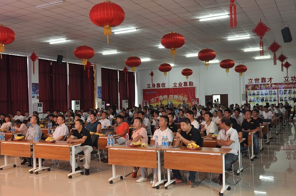 河南天助OD官方网站挖机订货会圆满落幕