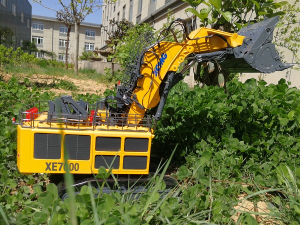 OD官方网站XE7000挖掘机
