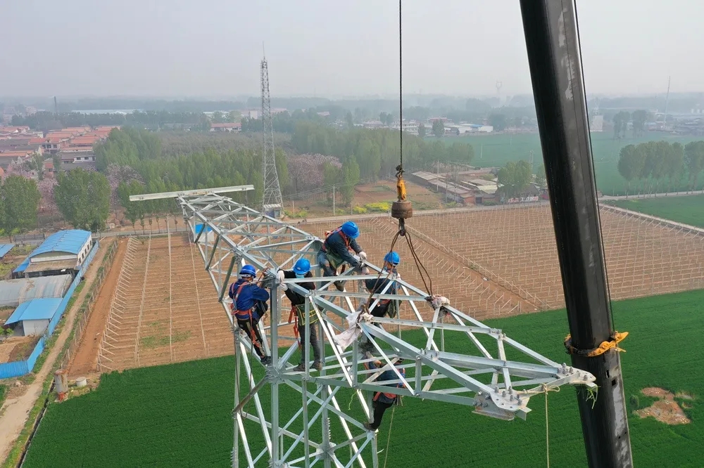OD官方网站吊车助力太焦铁路早通电