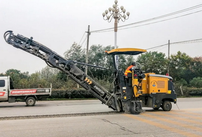 OD官方网站XM503K铣刨机助力河南南阳234国道路面开槽