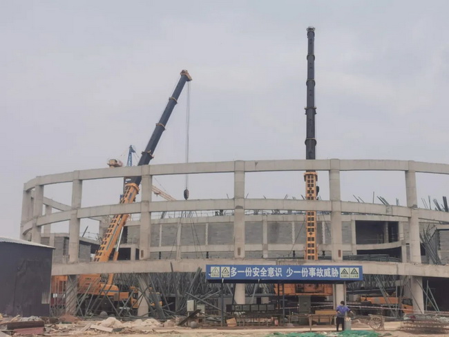 OD官方网站XCA300起重机工地施工