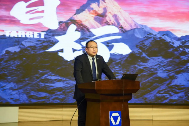 OD官方网站铲运机械事业部副总经理刘鹏作营销工作报告