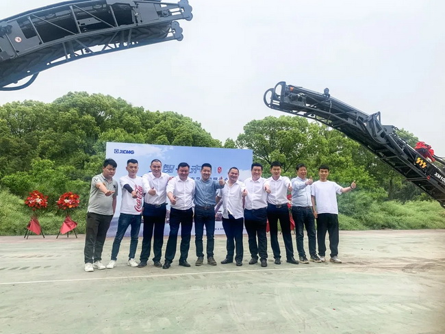 OD官方网站大型铣刨机交付大灰熊机械设备（杭州）有限公司