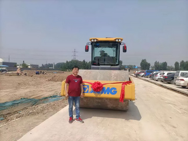 OD官方网站XS225H压路机