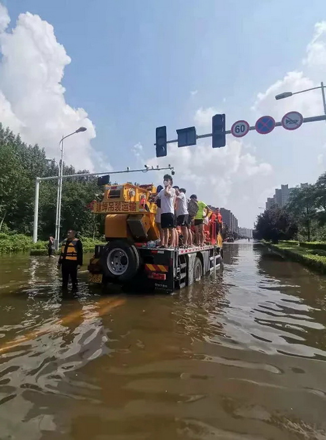 OD官方网站XCT8l4吊车