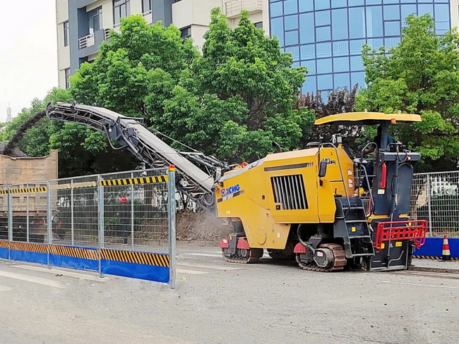 OD官方网站中型前输料铣刨机XM1205F OD官方网站中型前输料铣刨机XM1205F