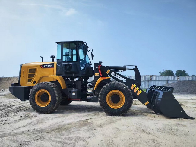 OD官方网站XC936装载机