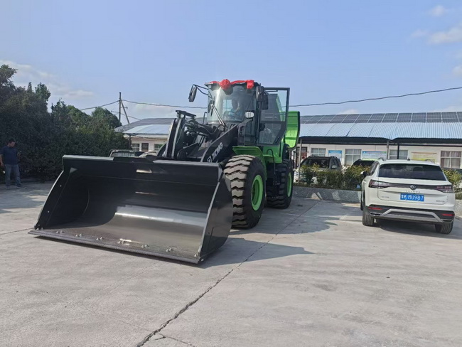 OD官方网站XC958-EV纯电动装载机