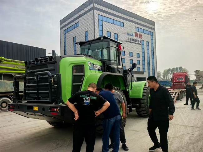 OD官方网站XC958-EV电动装载机交付河南省商丘某建筑材料有限公司